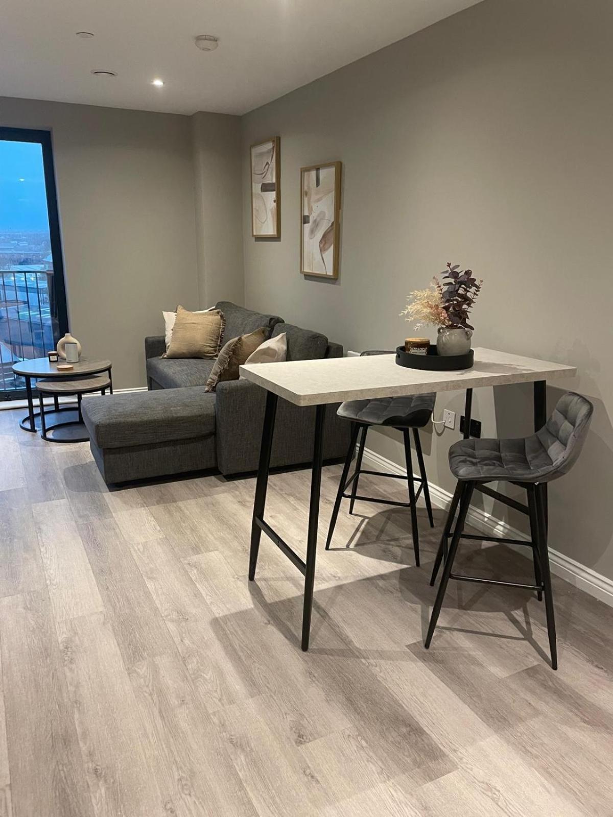 Superior 1 Bed Apartment By Leeds Train Staiton Bagian luar foto