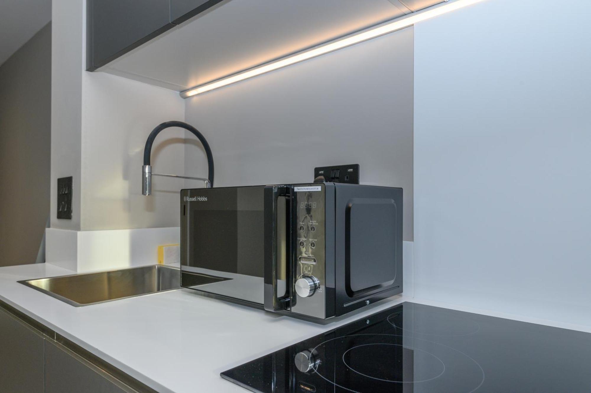 Superior 1 Bed Apartment By Leeds Train Staiton Bagian luar foto